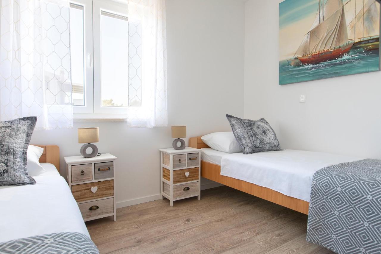 Sunny Island Apartment Trogir Luaran gambar