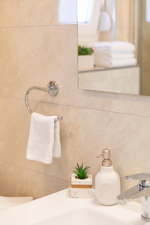 Sunny Island Apartment Trogir Luaran gambar
