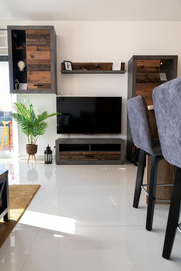 Sunny Island Apartment Trogir Luaran gambar